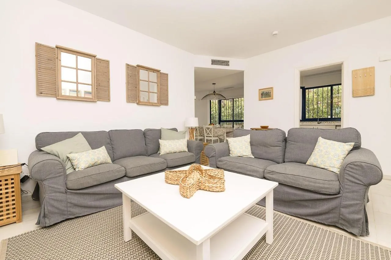 Villas Del Puerto Cabopino Marbella Chalet