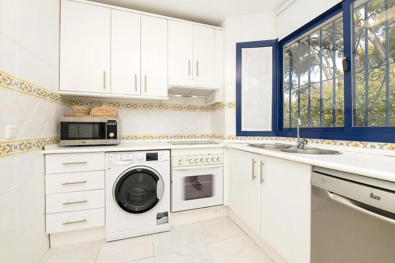 Villas Del Puerto Cabopino Marbella Chalet
