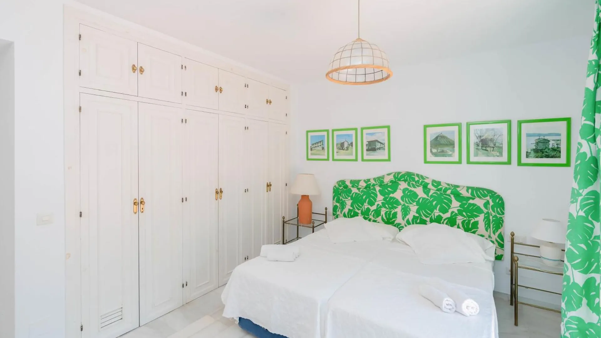 Chalet Villas Del Puerto Cabopino Marbella Spain